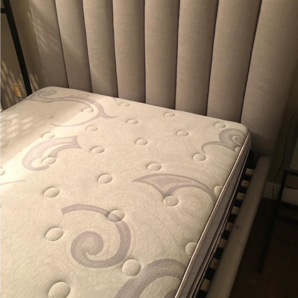 FULL SIZE BED AND MATTRESS - Picture 3 of 3